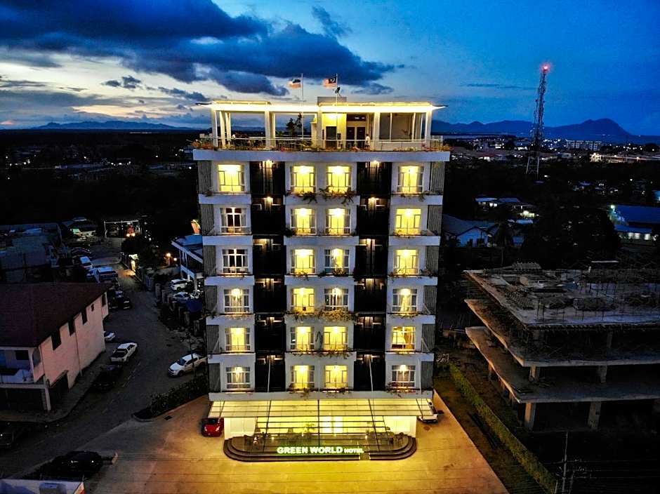 Green World Hotel