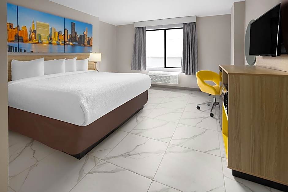 Days Inn by Wyndham Staten Island