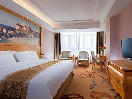 Vienna - Romance Themed Bed Room