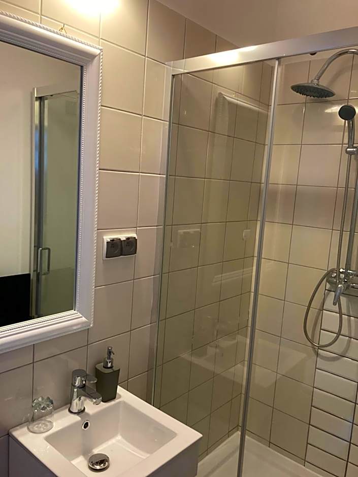 Villa Italiana pokoje z prywatnymi łazienkami & Odnowa Biologiczna