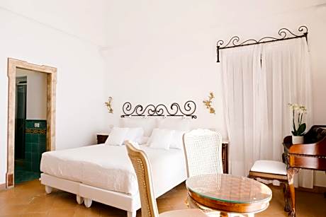 Deluxe Double or Twin Room with Sea View