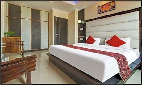 uphill top family suites stags not allowed