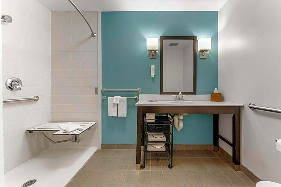 Sleep Inn & Suites Cumberland