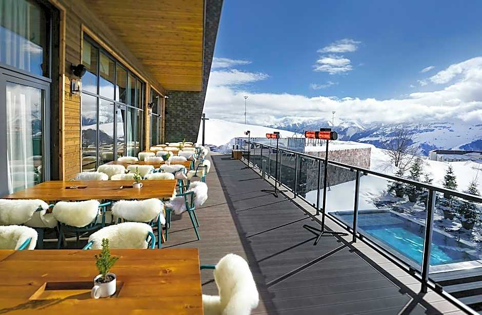 Gudauri Lodge