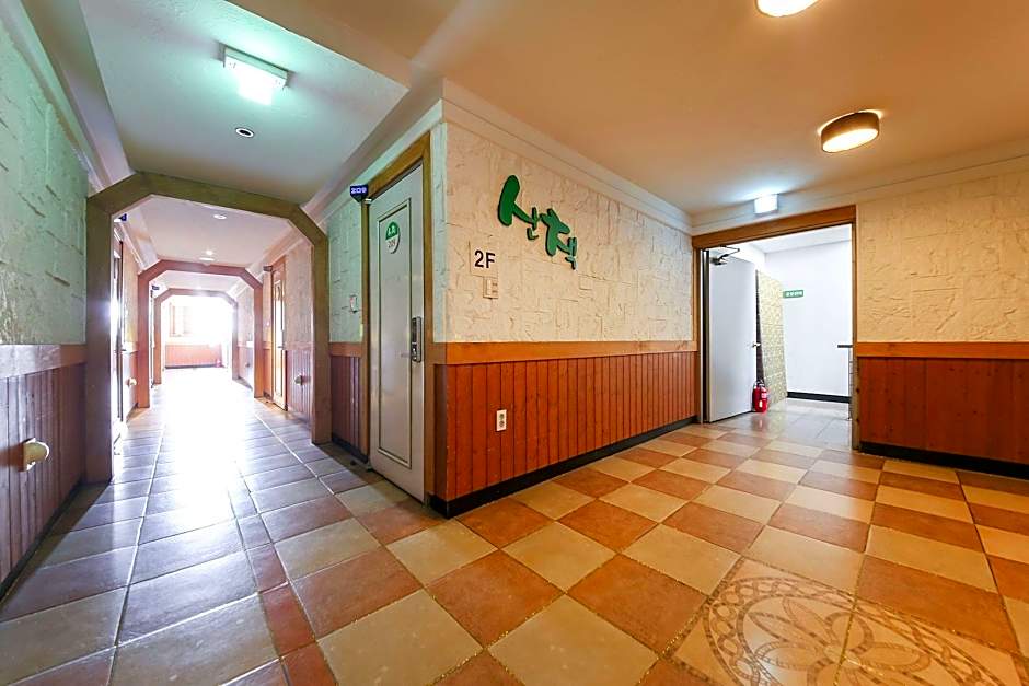 Jeonju Junghwasan-dong YAJA Junghwasan branch