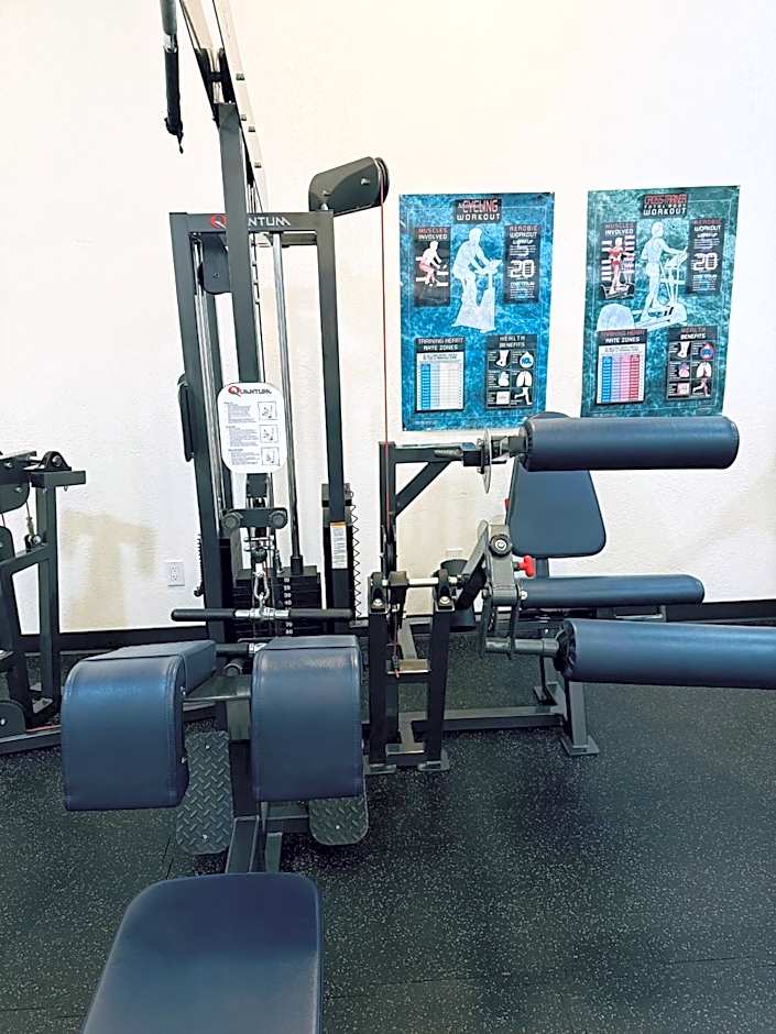 Super 8 by Wyndham Dawson Creek