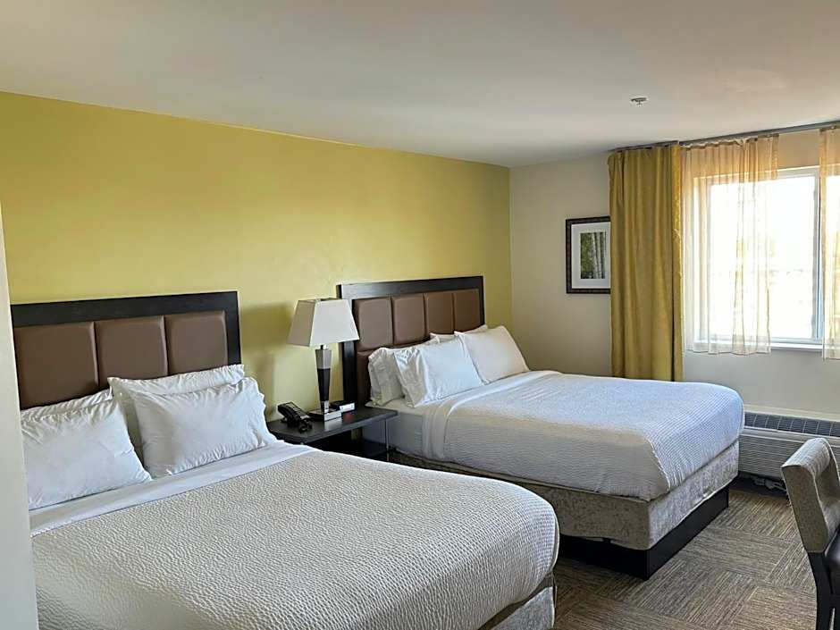 Photo 1 of 4 of Studio 2 Queen Beds Suite, Mobility Accessible