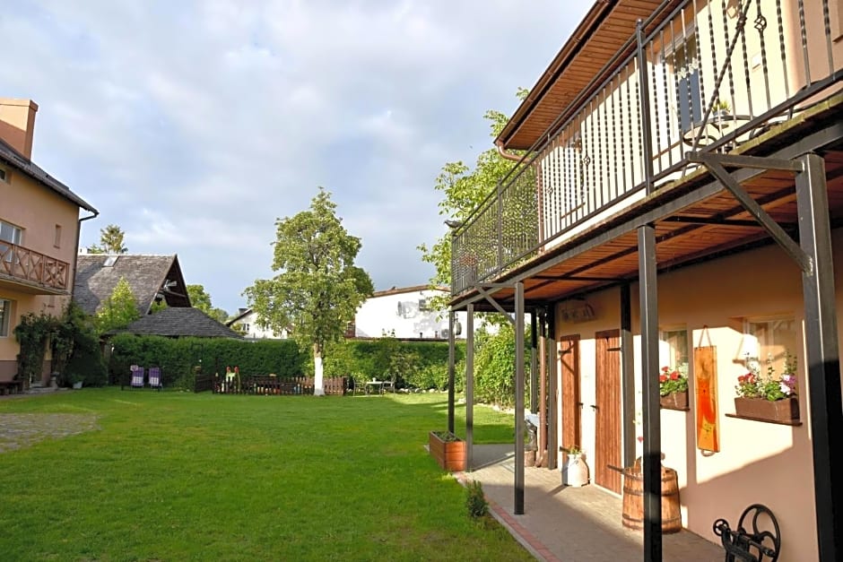 Pokoje go¿cinne Ewela