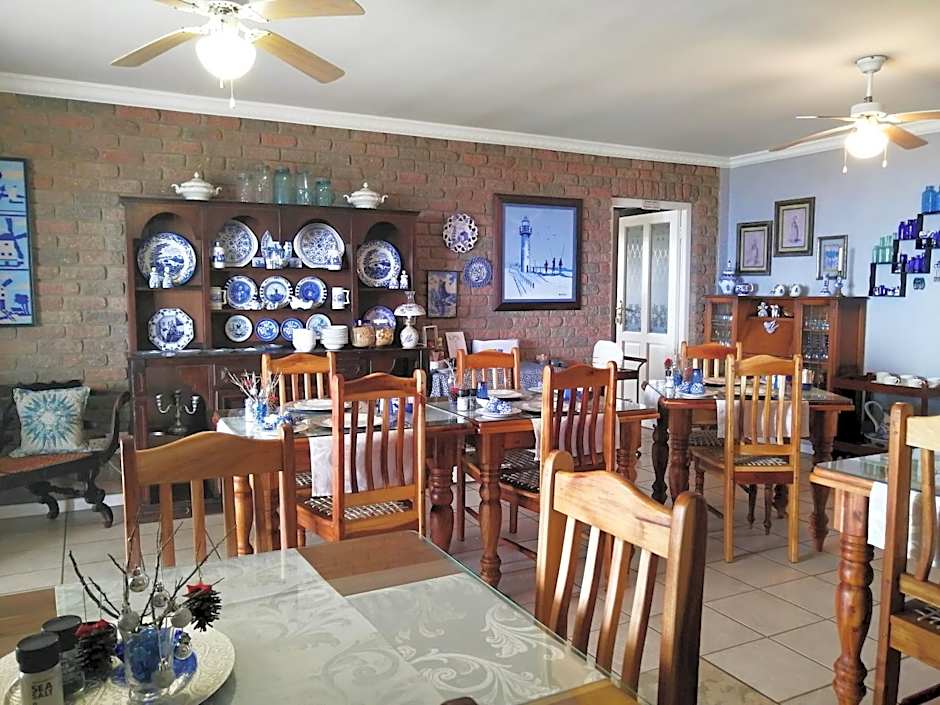 Amzee Bokmakierie Guest House