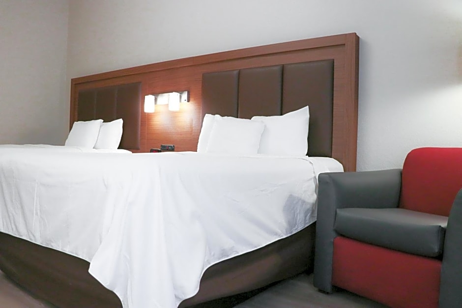 Days Inn & Suites by Wyndham Fort Myers Near JetBlue Park