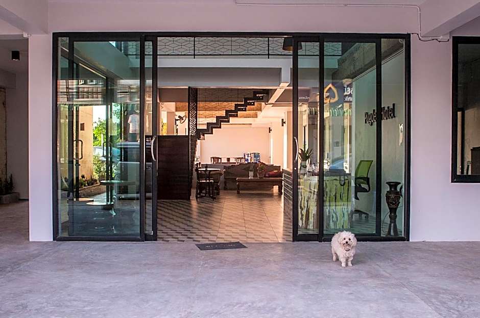 Pugdee Hotel