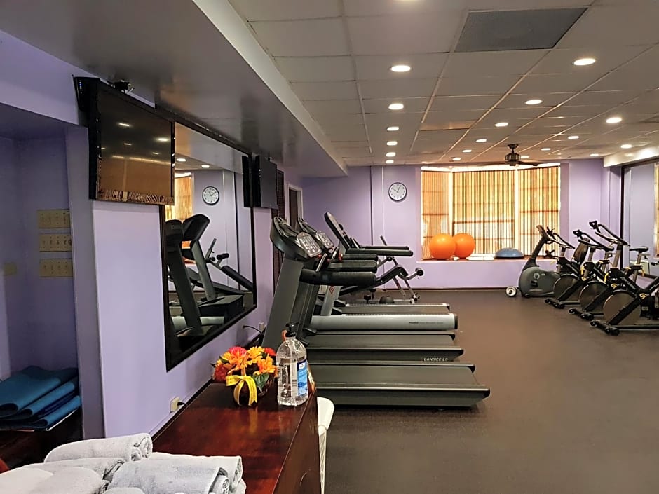 Radisson Fort George Hotel And Marina