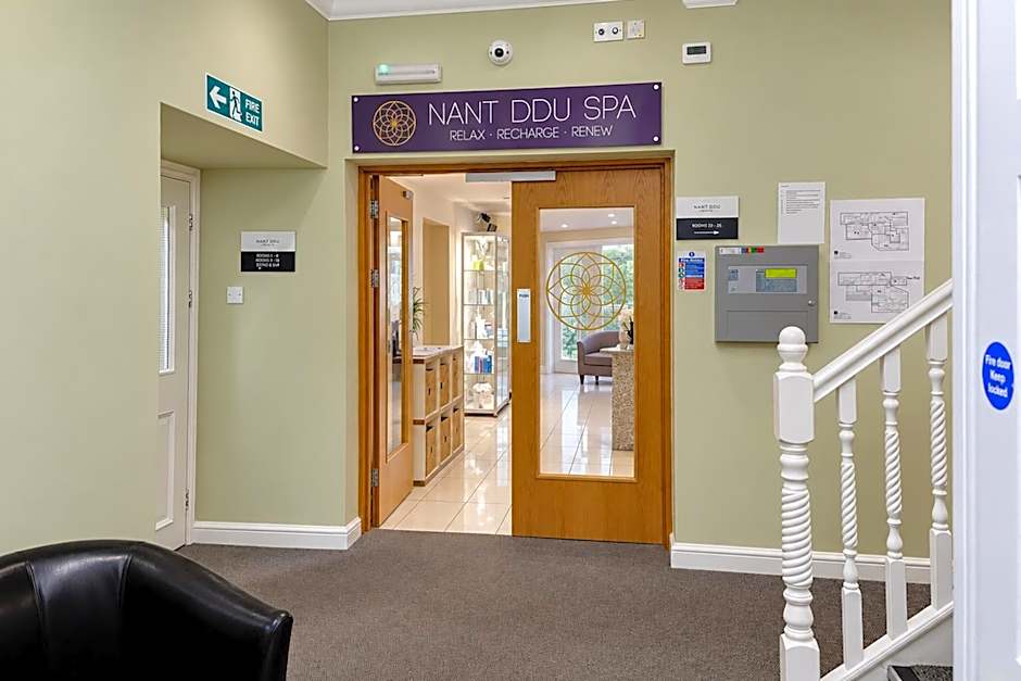Nant Ddu Lodge Hotel & Spa by Belvilla