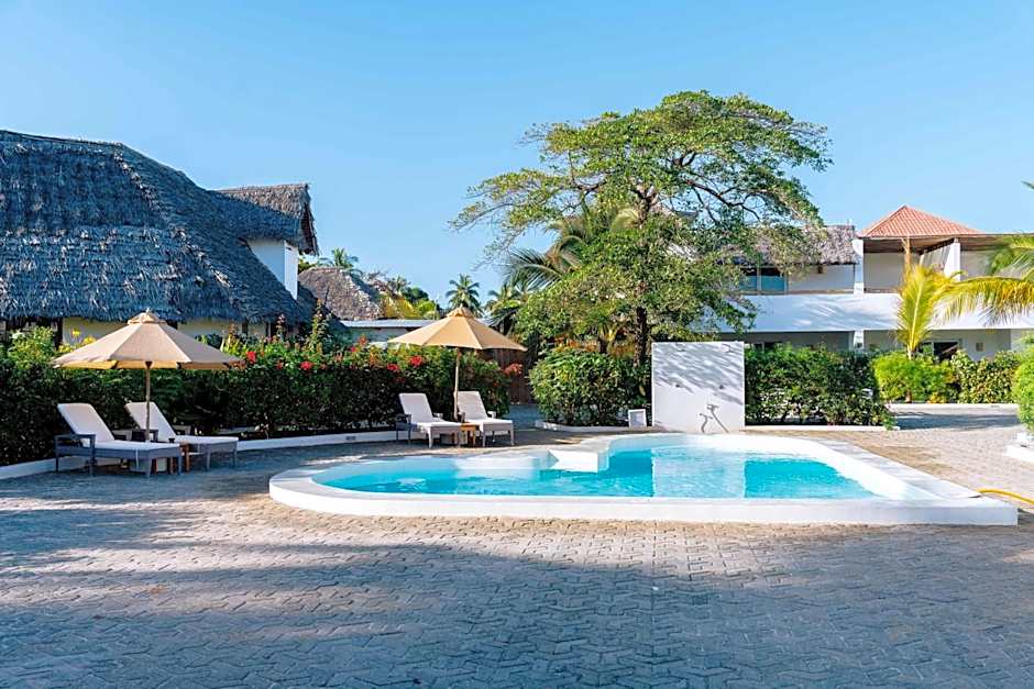 Dhow Inn Boutique Hotel