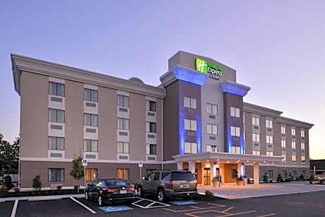 Holiday Inn Express and Suites West Ocean City By IHG