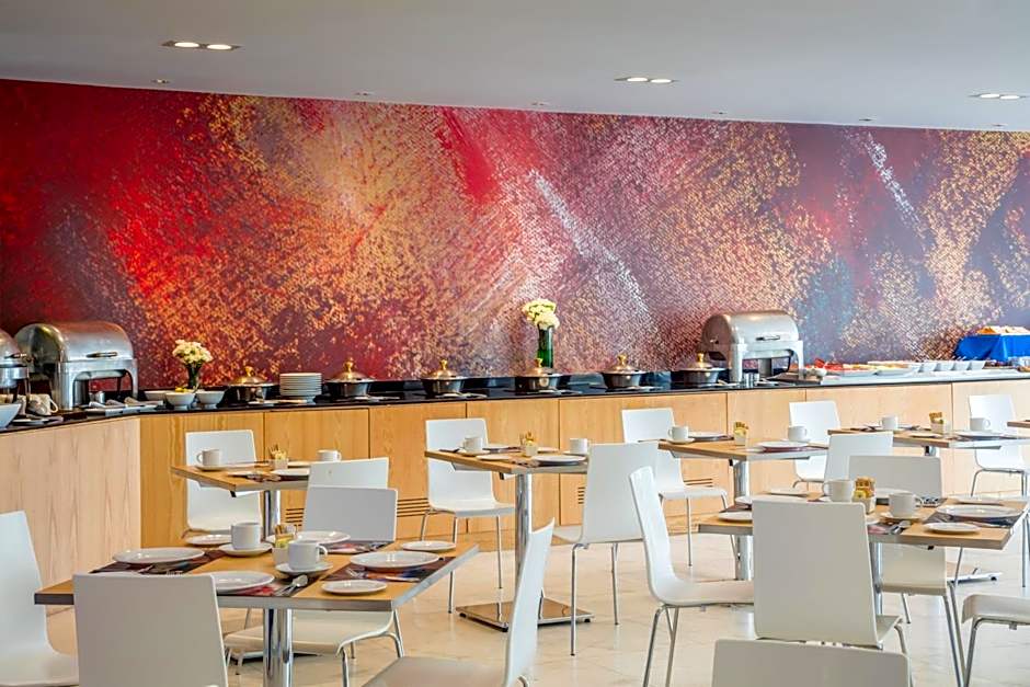 Fiesta Inn Express Perinorte