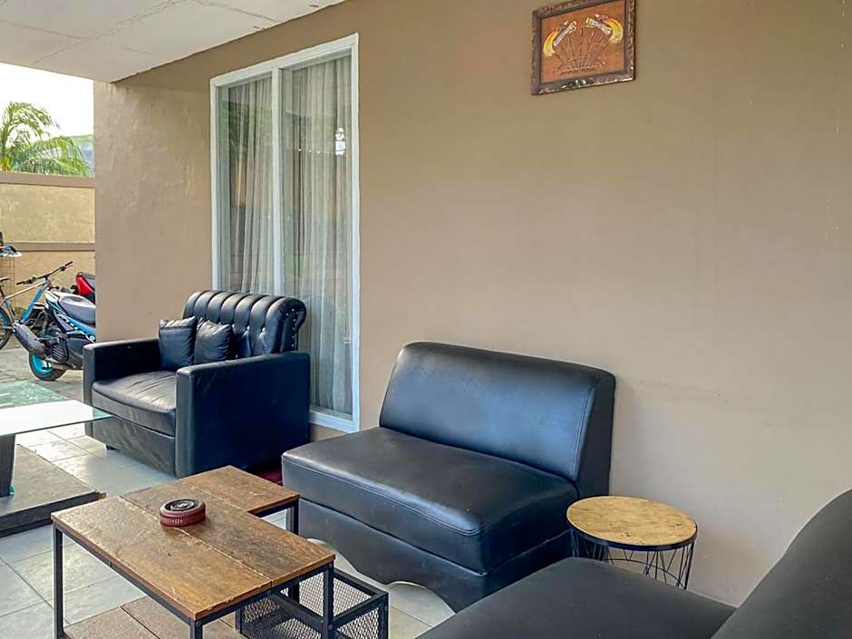 Urbanview Hotel ME Jayapura