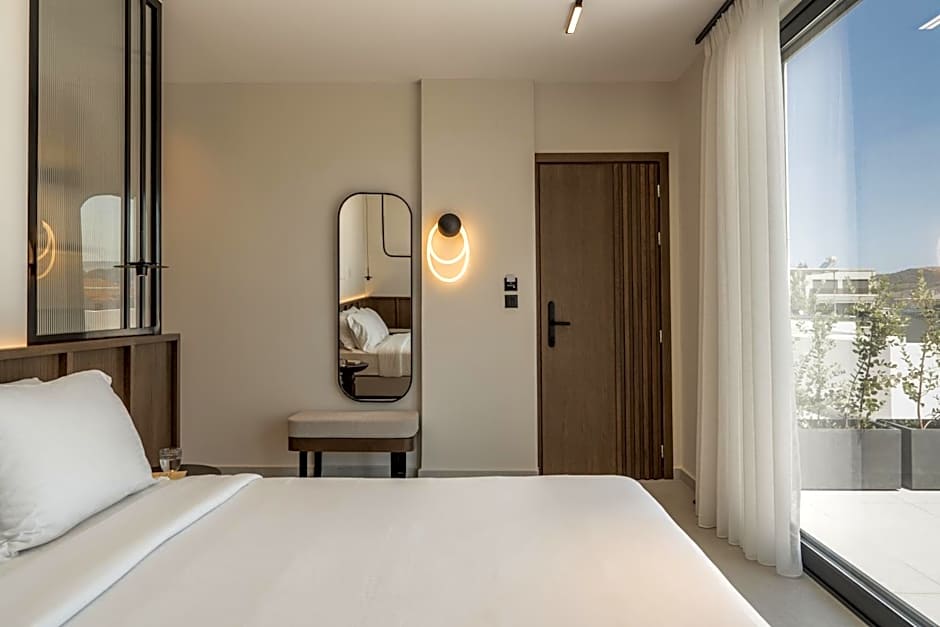 Thelèsi Apartments, 100m from the beach