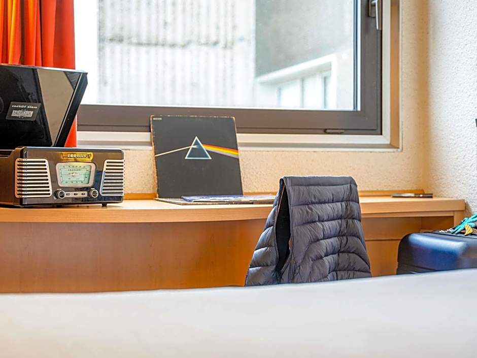 ibis Paris 17 Clichy-Batignolles Hotel