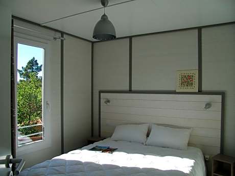 Prestige Three-Bedroom Chalet (6 Adults)