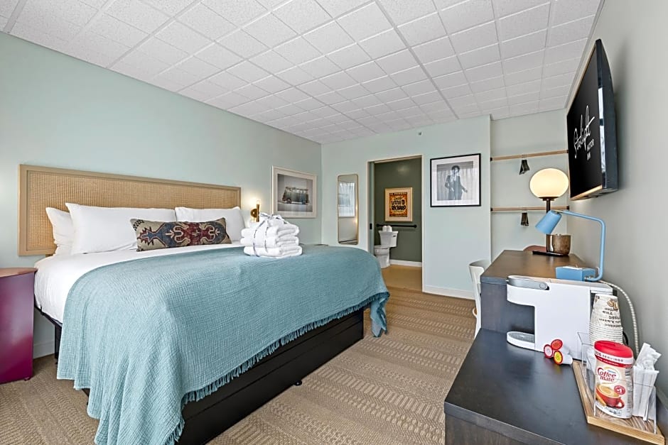 The Starlight Motor Inn