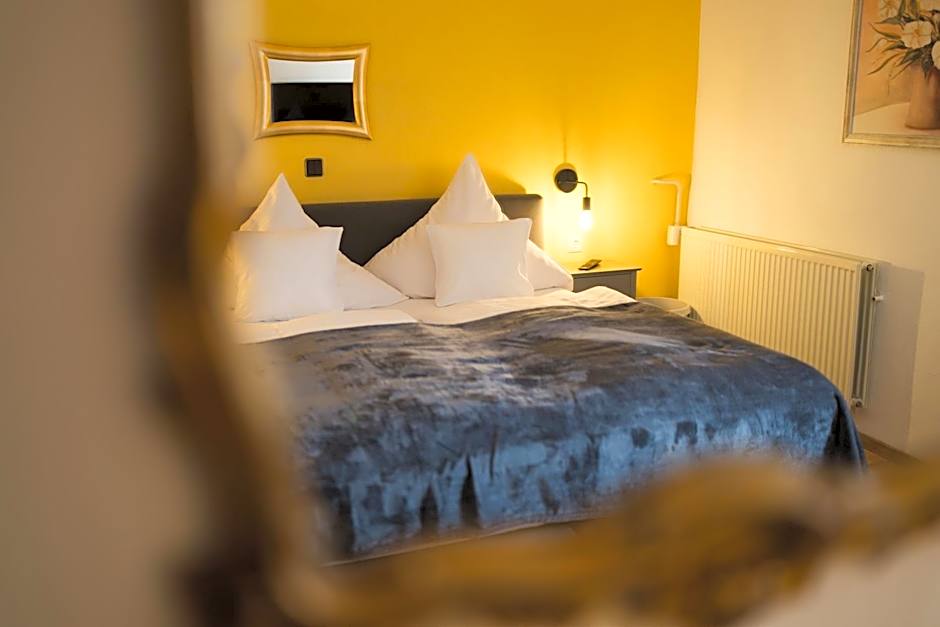 RATSKELLER Hotel & Restaurant