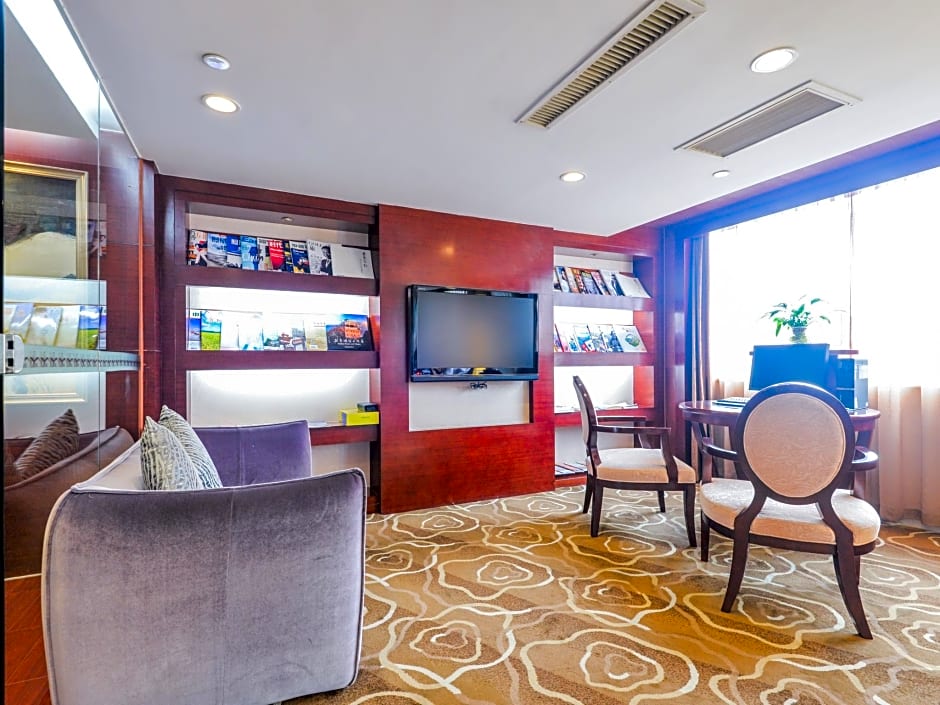Yanling Hotel