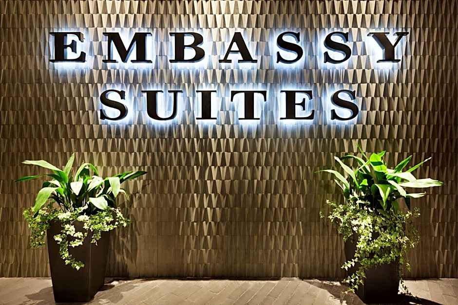 Embassy Suites by Hilton Charlotte Uptown