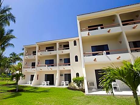 Park Royal Homestay Los Cabos