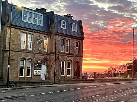 Hillside Dunbar