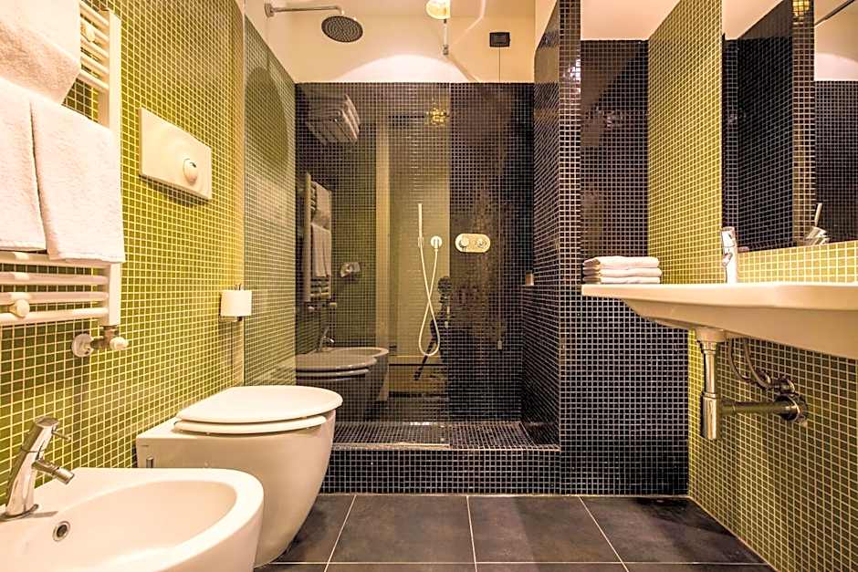 43 Station Hotel