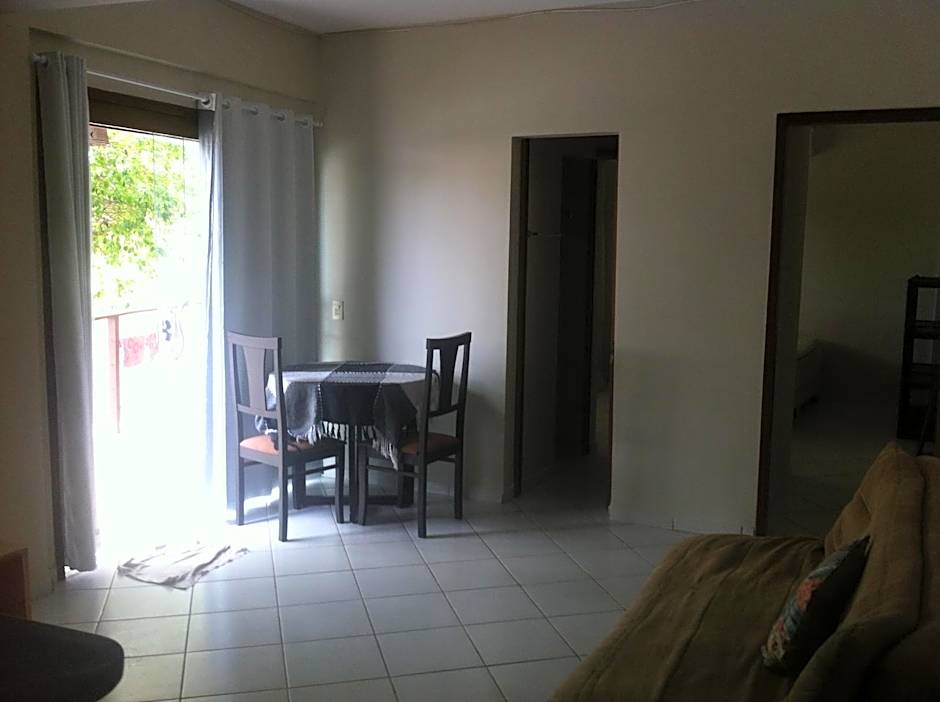 Apto em Condomínio Brisas do Amor