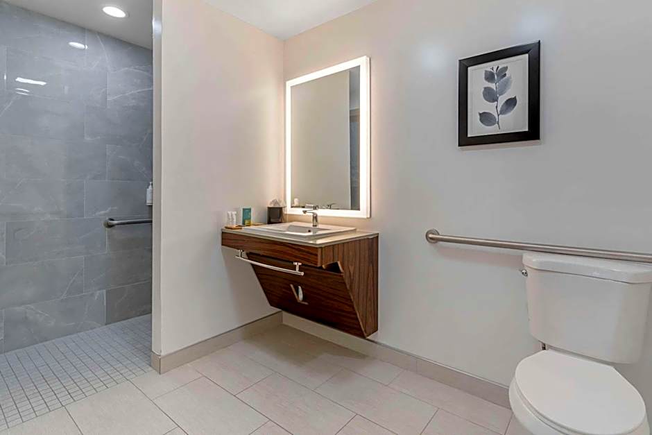 Country Inn & Suites by Radisson, Vallejo Napa Valley, CA