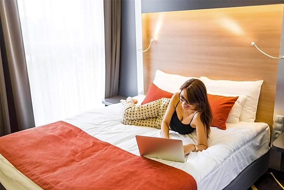 Best Western Plus Lakeside Hotel