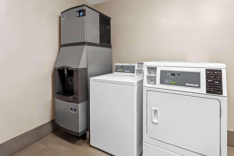 Country Inn & Suites by Radisson, Macon North, GA