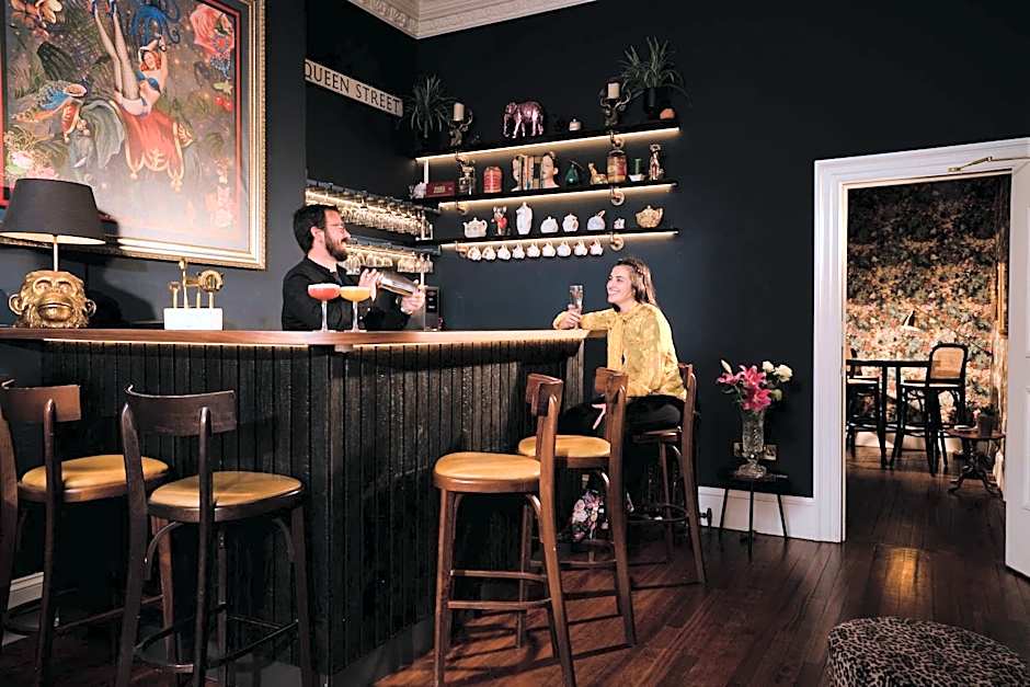 The Harrison Chambers of Distinction