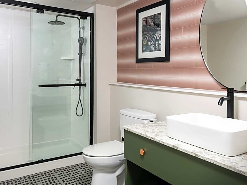Holiday Inn Express St. Louis Central West End By IHG