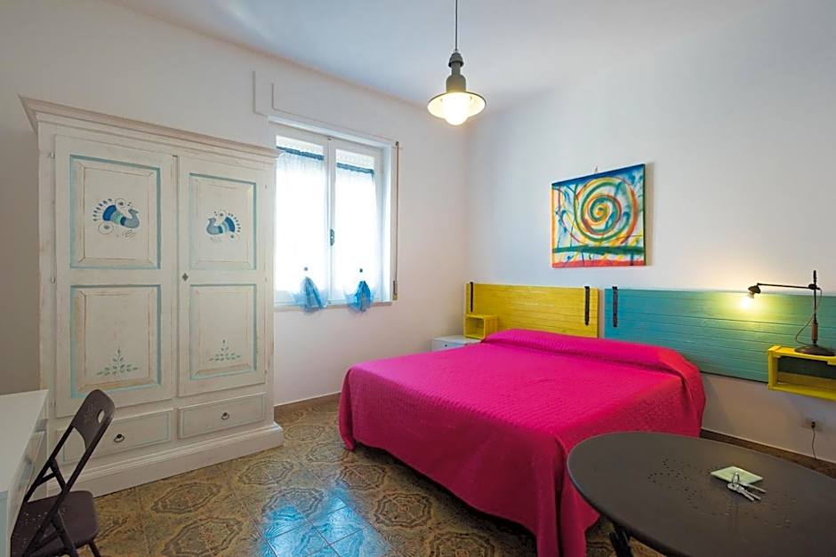 Photo 1 of 3 of Double Room