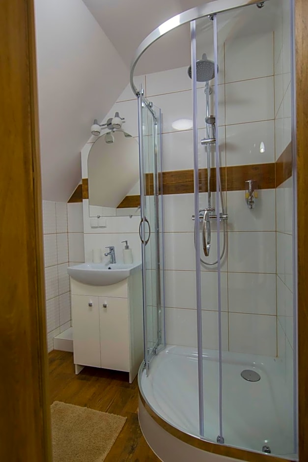 Bacówka na Zadzielu