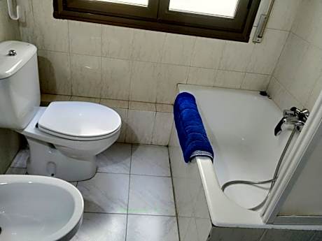 Triple Room with Bath