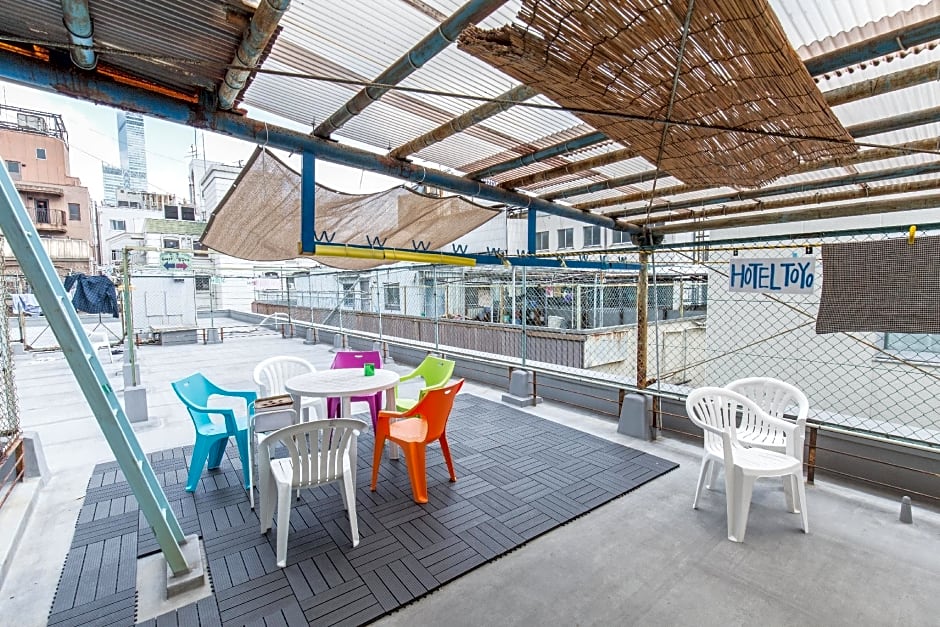 Backpackers Hotel Toyo