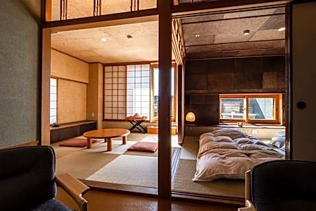Deluxe Suite with Open-Air Bath