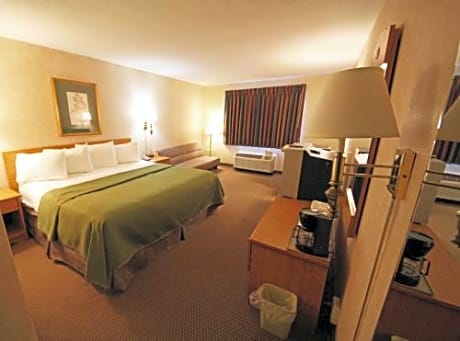 Deluxe King Room - Non-Smoking