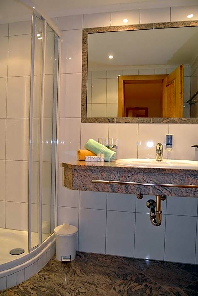 Hotel Garni Central - Zimmer - Studios - Apartments