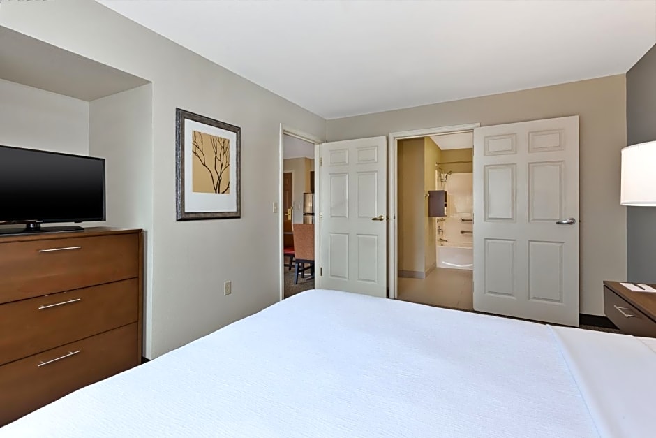 Staybridge Suites Kalamazoo