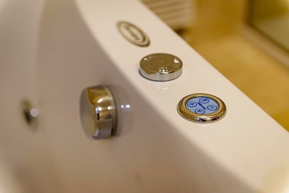 Casino & Hotel ADMIRAL Skofije