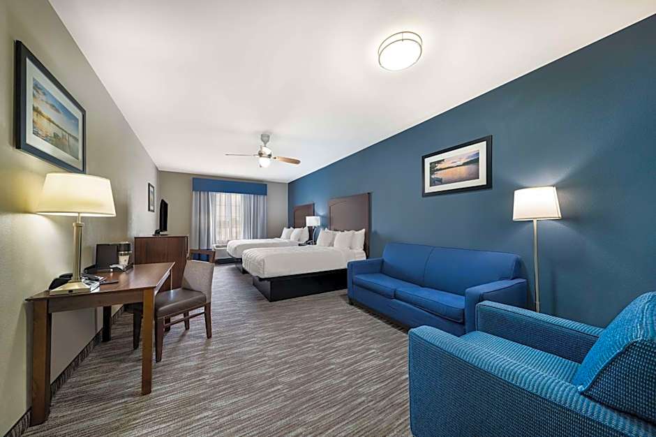 Best Western Plus Lake Dallas Inn & Suites