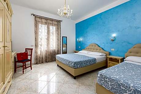 Triple Room with Balcony