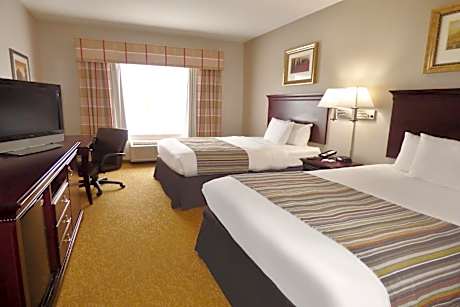 One-Bedroom Suite with Two Queen Beds - Non-Smoking