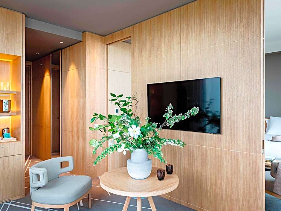 Domaine Reine Margot Paris Issy MGallery Collection